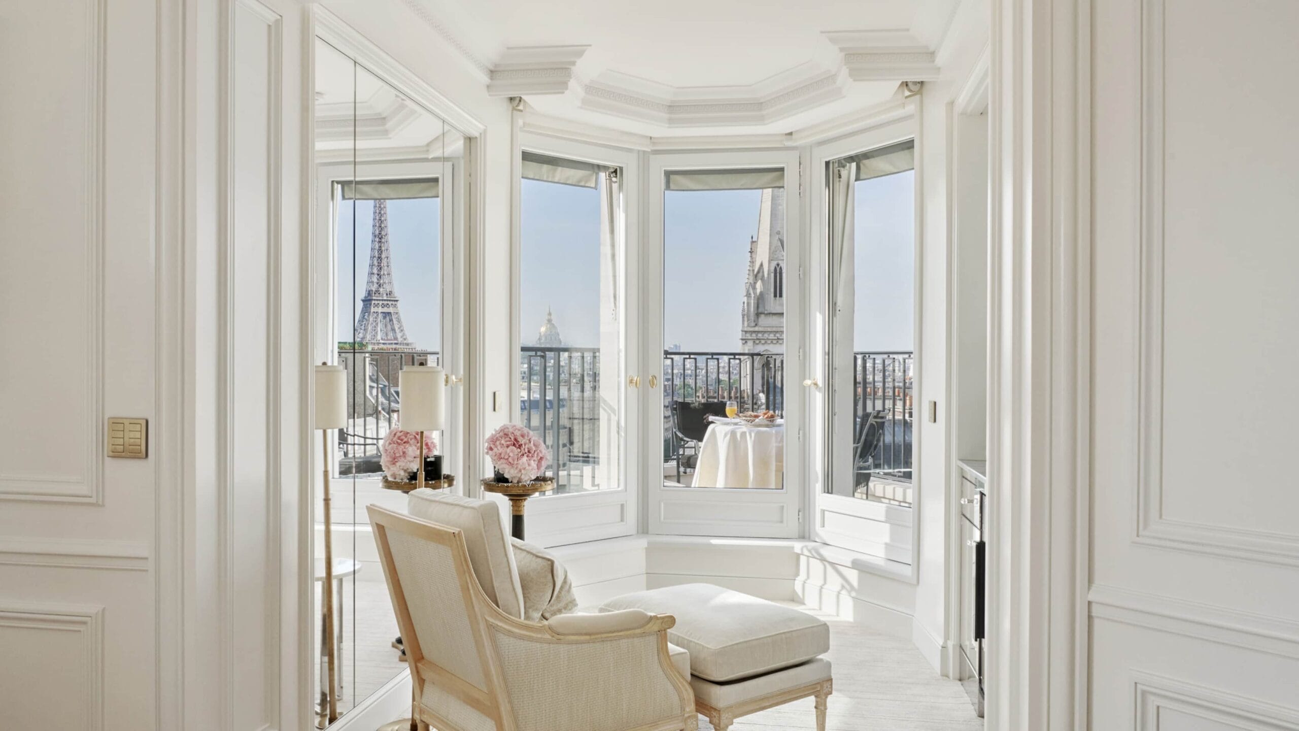 Four Seasons Hotel George V – Ultimate Luxury in the Golden Triangle